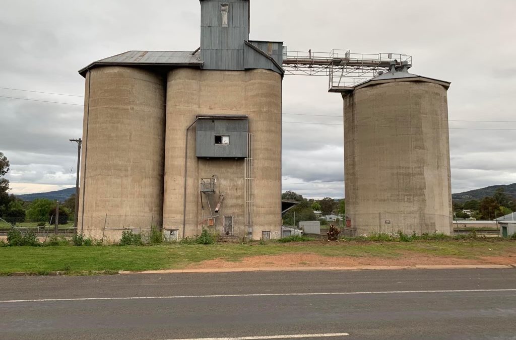 Ready to roll: Silo art makes a splash at Quirindi